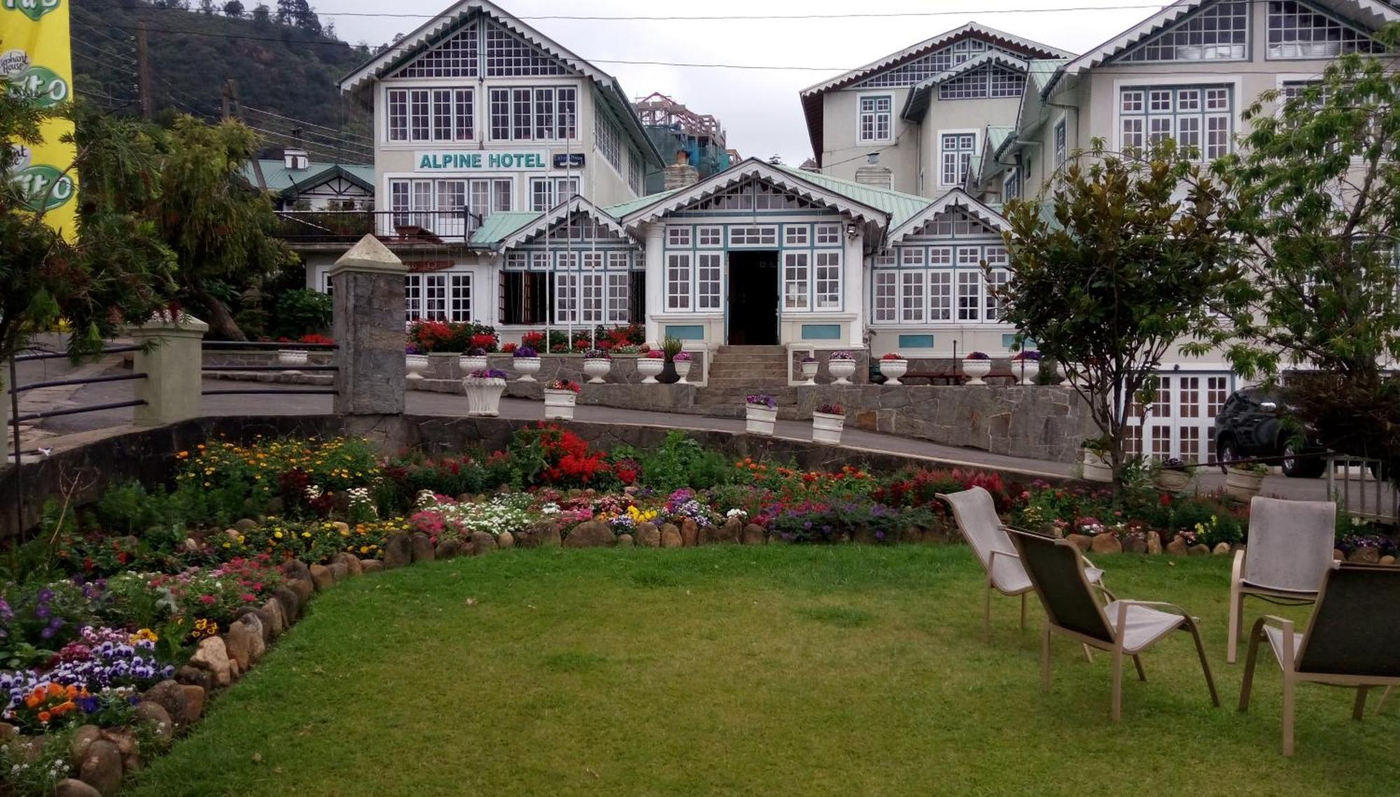Alpine Hotel Nuwara Eliya Exterior photo